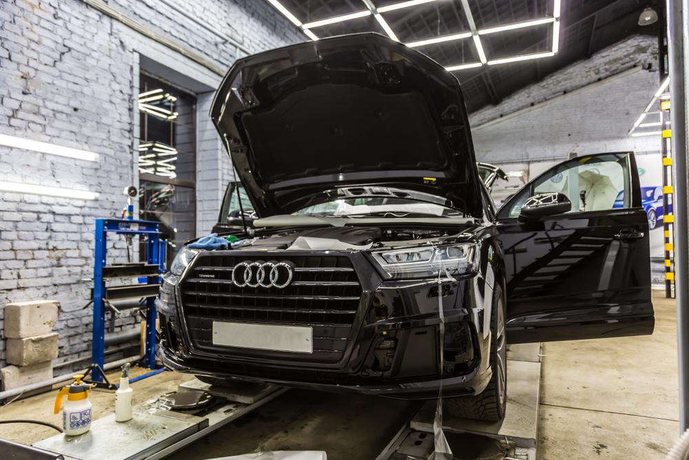 Moscow.,october,2018.,decaling,of,the,audi,q7,with,a